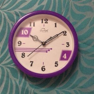 LiVon quartz contemporary purple wall clock